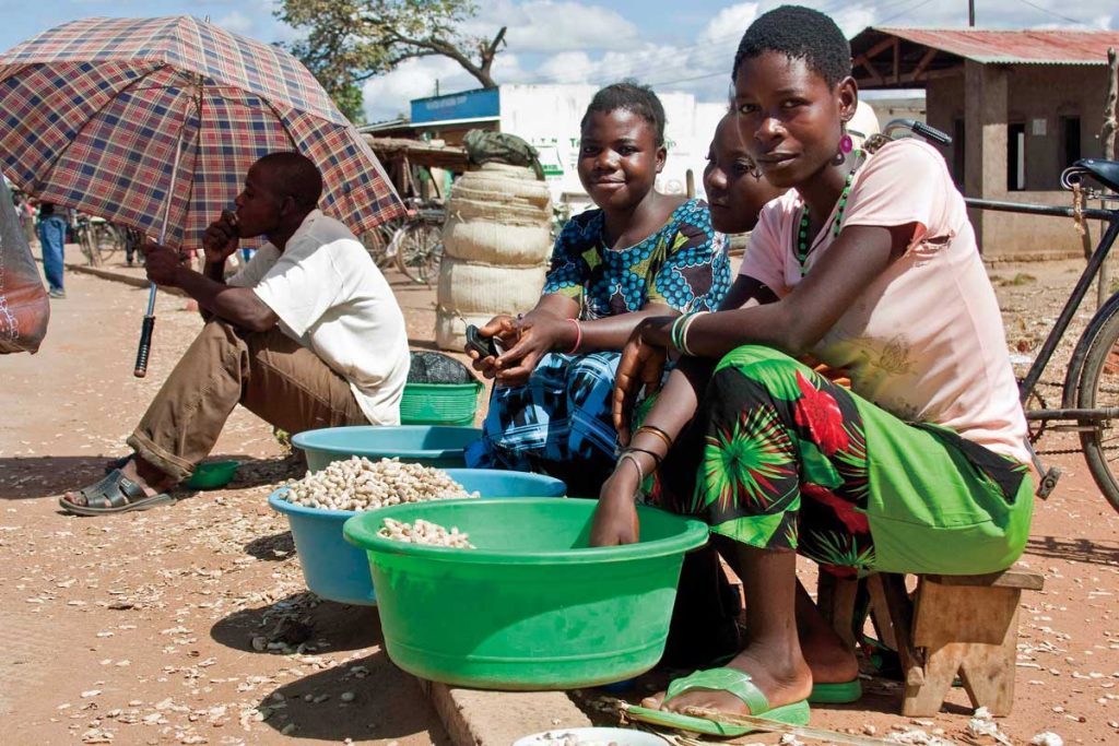 Ola-de-cólera-coronada-por-un-ciclón-2